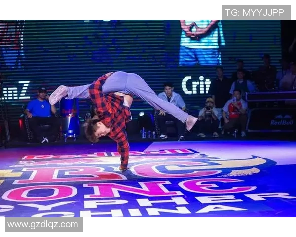 成都街舞队在全国街舞意识排行榜中荣获第十名成就非凡